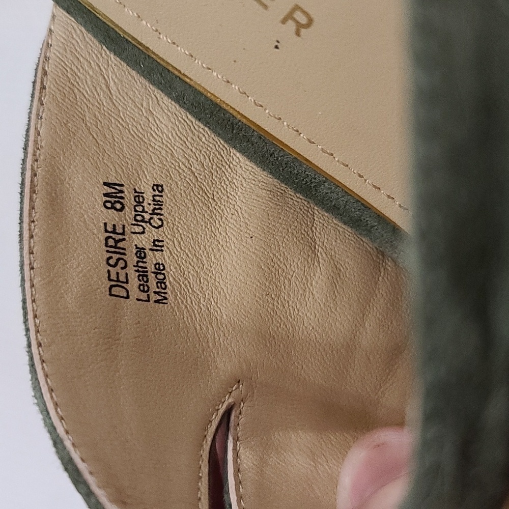 Etienne Aigner Womens Wedge Sandal Hunter Green Leather Knotted Straps Sz 8 NWOT - Picture 3 of 12